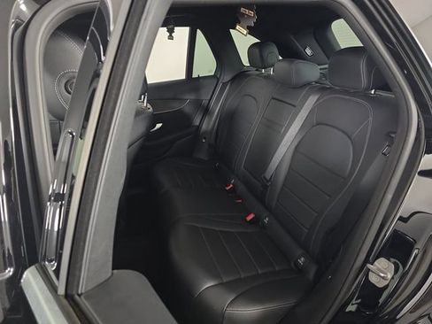 Used 2018 Mercedes-Benz GLC 300 4MATIC image 18