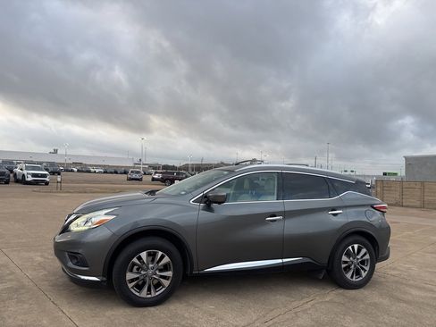 Used 2016 Nissan Murano SL w/ Cargo Package image 11