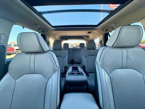 Used 2023 Honda Pilot Elite image 35