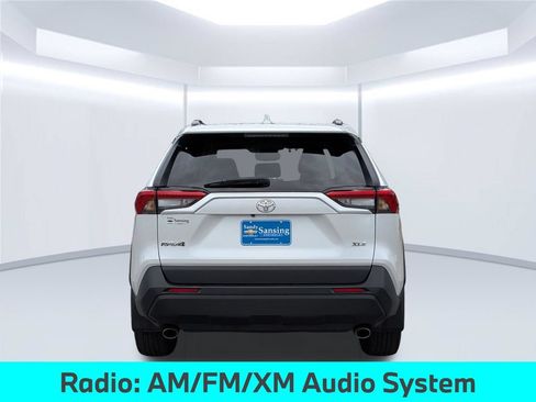 Used 2024 Toyota RAV4 XLE Premium FWD image 5