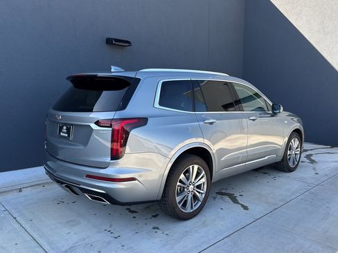 Used 2024 Cadillac XT6 Premium Luxury image 23