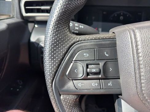 Used 2024 Toyota Tacoma SR image 18