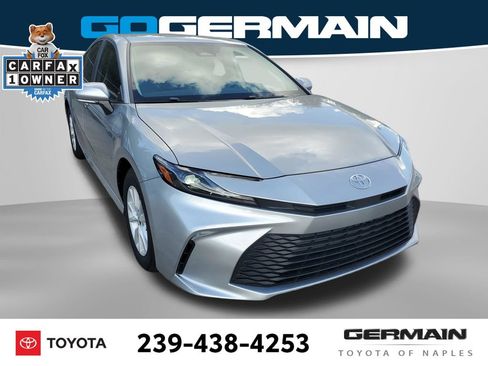 Used 2026 Toyota Camry LE w/ Convenience Package FWD image 5