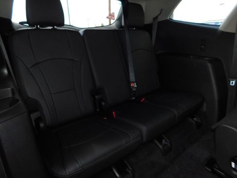 Used 2021 Buick Enclave Avenir w/ LPO, Hit The Road Package AWD/4WD image 35