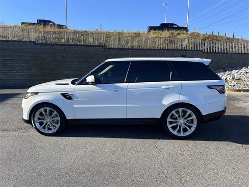 Used 2020 Land Rover Range Rover Sport HSE image 4