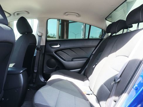 Used 2018 Kia Forte LX image 30