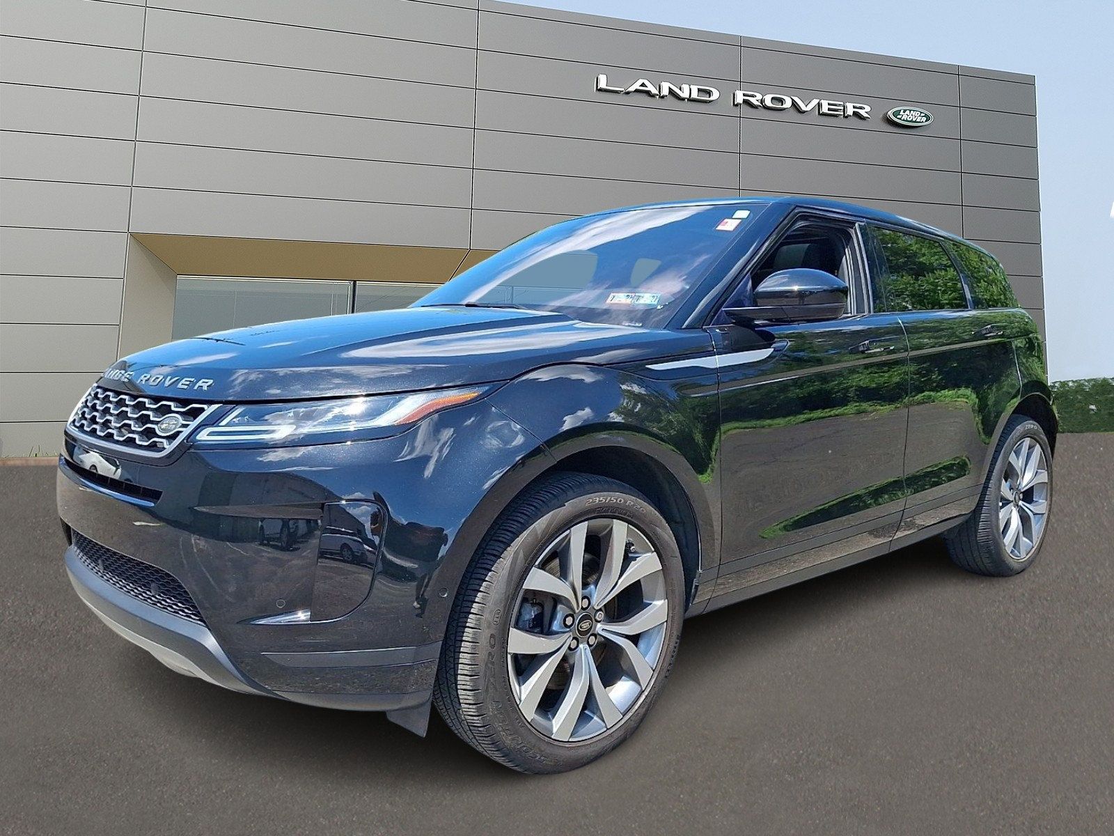 Used 2020 Land Rover Range Rover Evoque SE AWD/4WD image 1