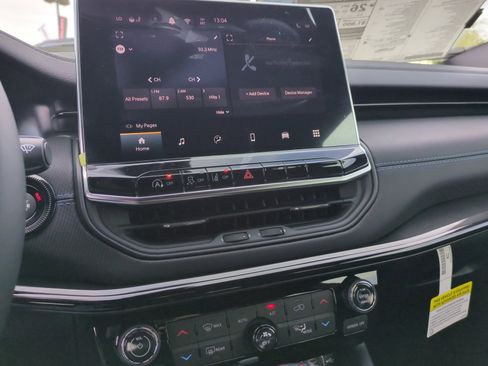 New 2026 Jeep Compass Latitude AWD/4WD image 12