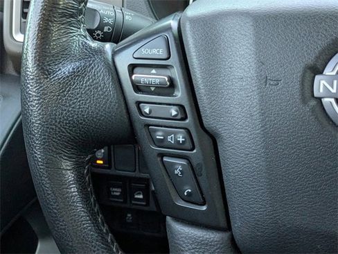 Used 2022 Nissan Frontier SV image 22