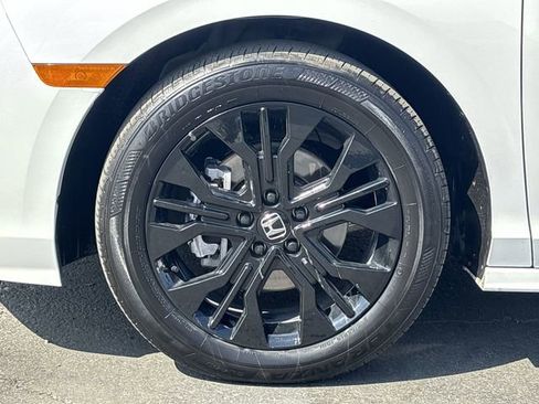 Used 2025 Honda Odyssey Sport-L image 10