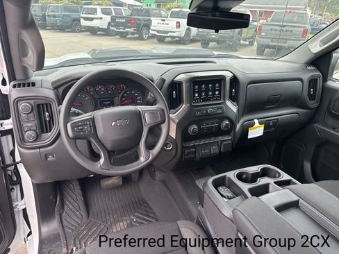 New 2026 Chevrolet Silverado 1500 Custom Trail Boss w/ LPO, Dark Essentials Package AWD/4WD image 16