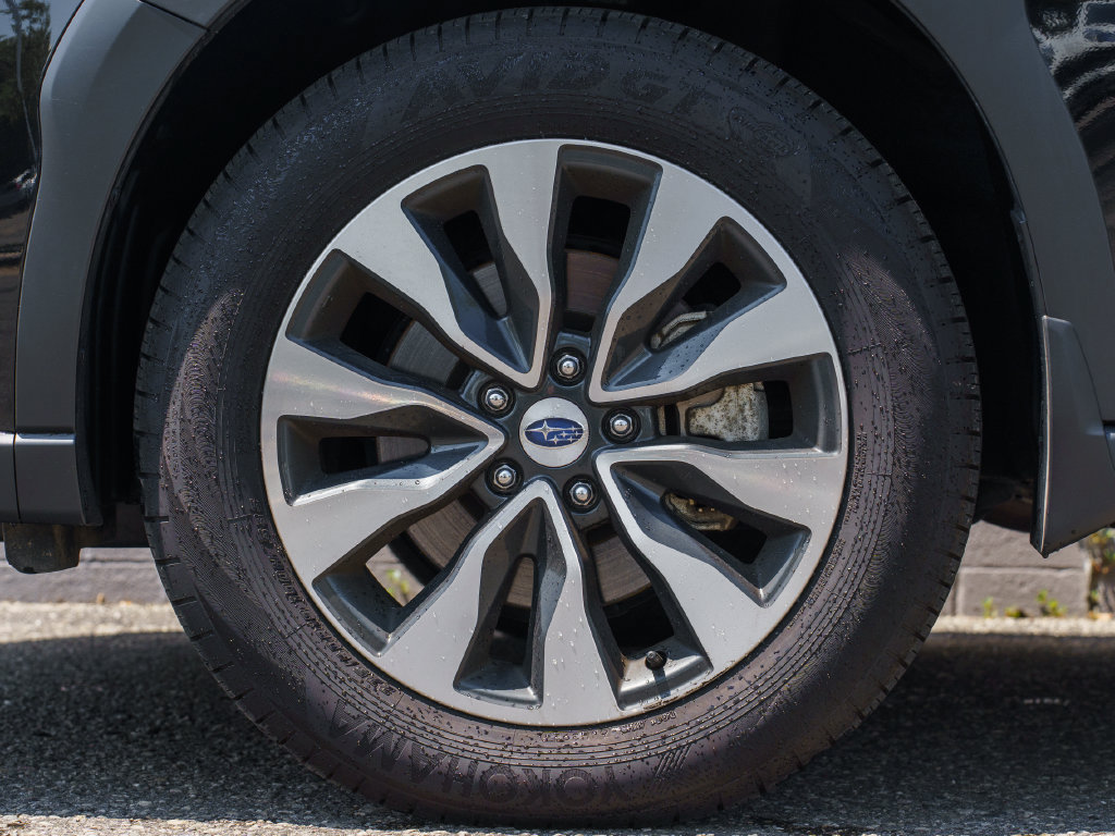 Used 2025 Subaru Outback Touring XT AWD/4WD image 12