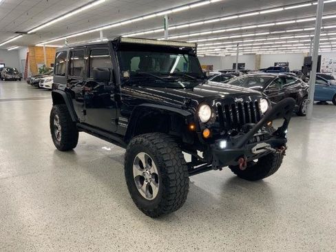 Used 2015 Jeep Wrangler Unlimited Sport AWD/4WD image 4