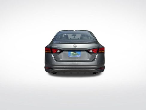 Used 2020 Nissan Altima 2.5 SR FWD image 7