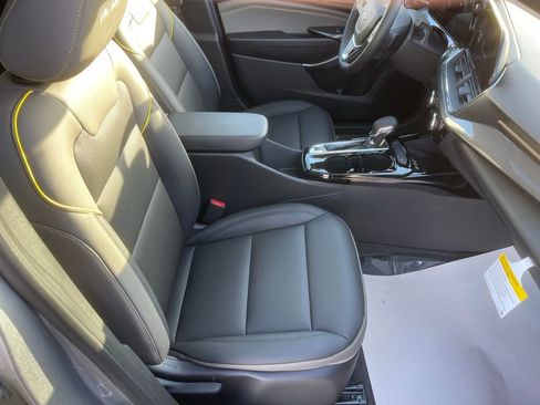 New 2026 Chevrolet Trax ACTIV w/ Sunroof Package image 21