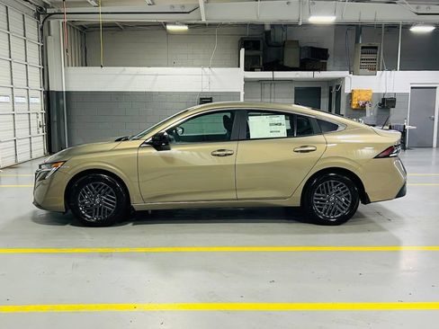 New 2027 Nissan Sentra SV FWD image 12