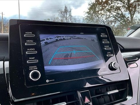 Used 2021 Toyota Camry SE image 13