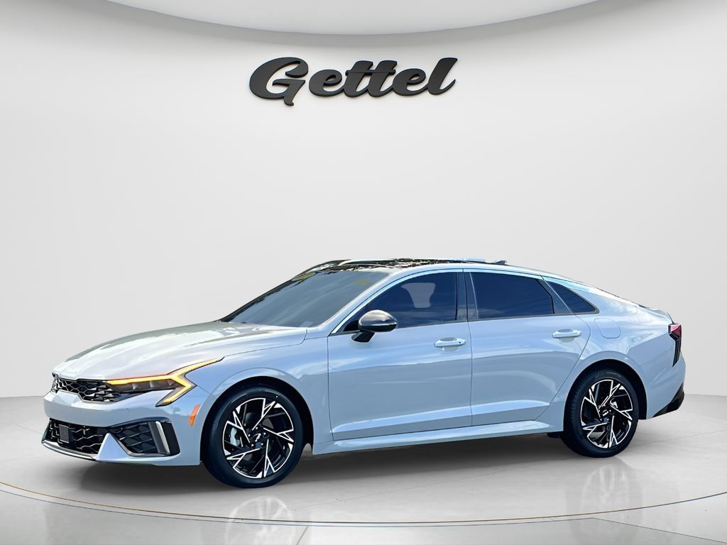 Used 2025 Kia K5 GT-Line w/ GT-Line Premium Package FWD image 1