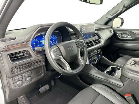 Used 2023 Chevrolet Tahoe Z71 w/ Luxury Package AWD/4WD image 22