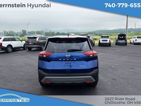 Used 2023 Nissan Rogue SV AWD/4WD image 29
