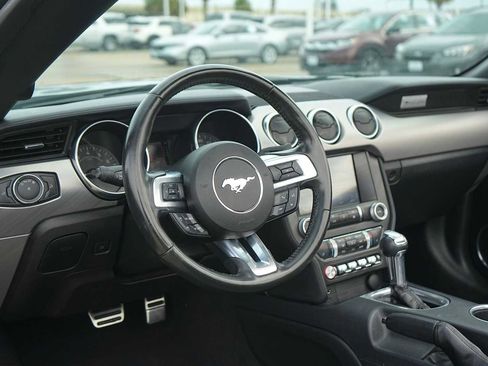 Used 2022 Ford Mustang Premium image 2
