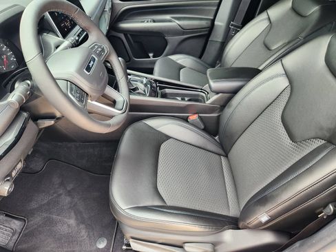New 2026 Jeep Compass Latitude AWD/4WD image 12