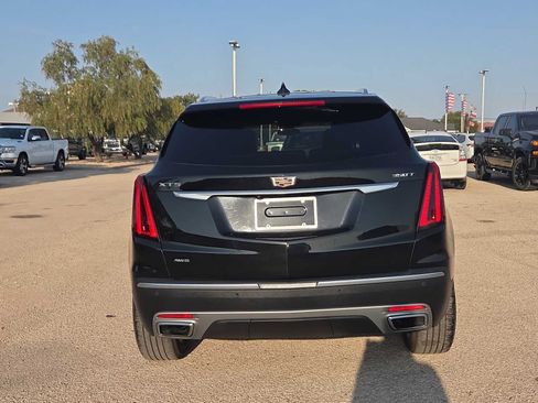 Used 2023 Cadillac XT5 Premium Luxury w/ LPO, Floor Liner Package AWD/4WD image 7