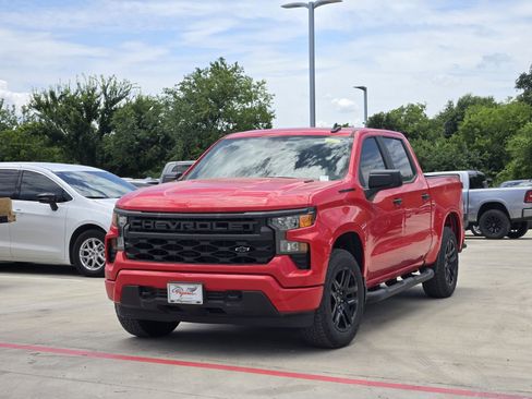 New 2025 Chevrolet Silverado 1500 Custom w/ LPO, Dark Essentials Package AWD/4WD image 7