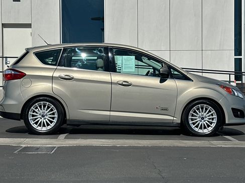 Used 2016 Ford C-MAX Energi SEL image 2