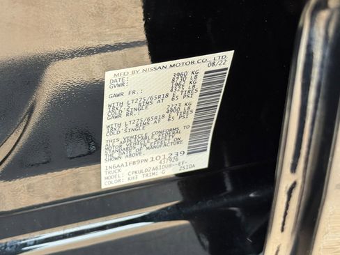 Used 2023 Nissan Titan PRO-4X AWD/4WD image 41