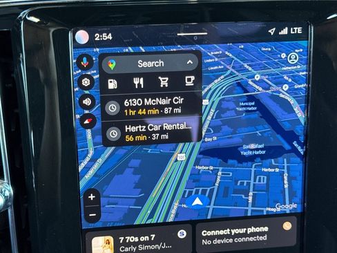 Certified 2024 Volvo XC40 B5 Core image 22