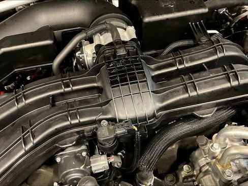 Used 2025 Subaru Crosstrek 2.5i Limited image 31