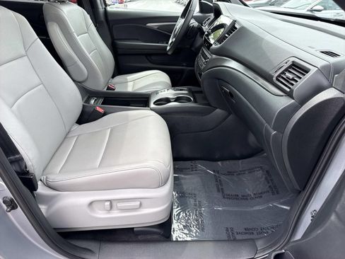 Used 2023 Honda Passport EX-L image 25