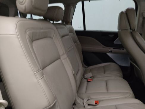 Used 2020 Lincoln Aviator Reserve w/ Equipment Group 202A AWD/4WD image 19