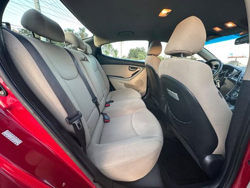 Used 2016 Hyundai Elantra SE w/ Option Group 02 image 13