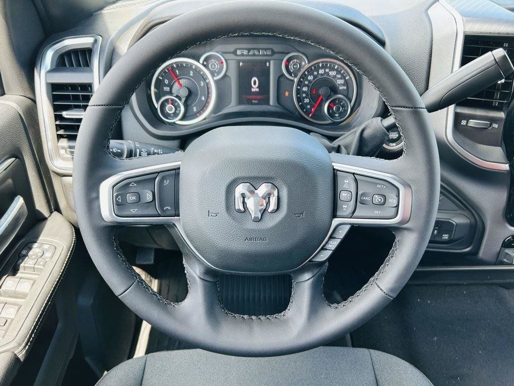 New 2025 RAM 2500 Big Horn AWD/4WD image 13