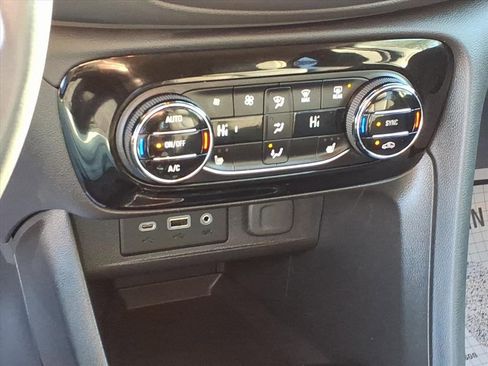 Used 2023 Buick Encore GX Select w/ Sport Touring Package image 21