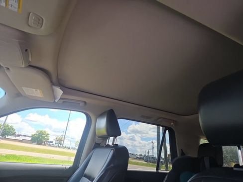 Used 2023 Ford Expedition Max XLT RWD image 22