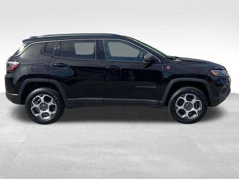 Used 2022 Jeep Compass Trailhawk w/ Sun and Sound Group image 3