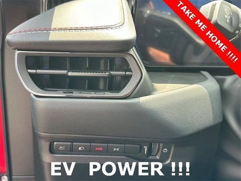 Used 2024 Dodge Charger R/T w/ Plus Group image 18