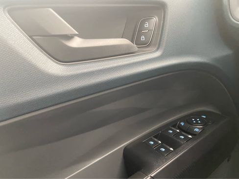 New 2026 Ford Maverick Lariat w/ Black Appearance Package image 38