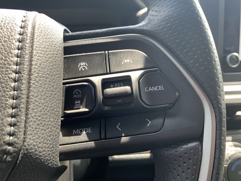 Used 2026 Toyota 4Runner SR5 AWD/4WD image 20