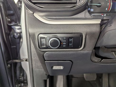 Used 2024 Ford Explorer XLT image 20