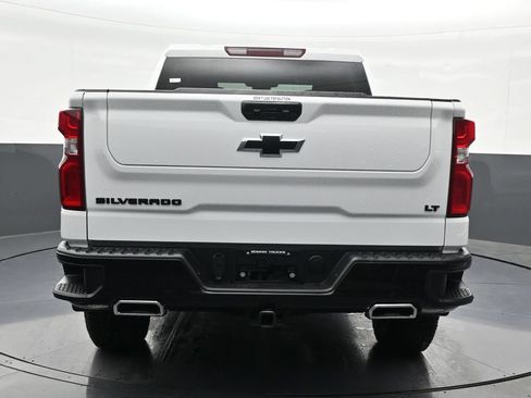 Used 2024 Chevrolet Silverado 1500 LT Trail Boss AWD/4WD image 4