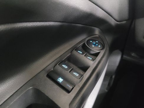 Used 2019 Ford Escape S FWD image 27