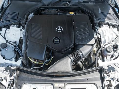 Used 2024 Mercedes-Benz CLE 300 4MATIC Coupe image 19