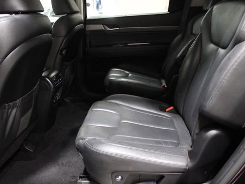 Used 2021 Hyundai Palisade SEL w/ Premium Package image 19