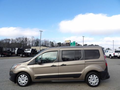 Used 2020 Ford Transit Connect XL image 57