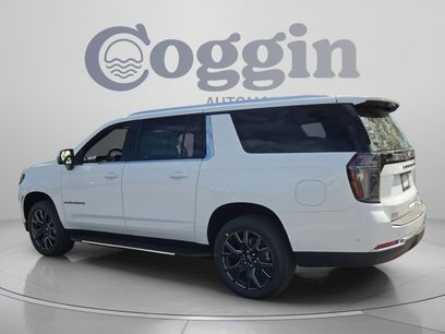 New 2026 Chevrolet Suburban LT w/ Comfort Package