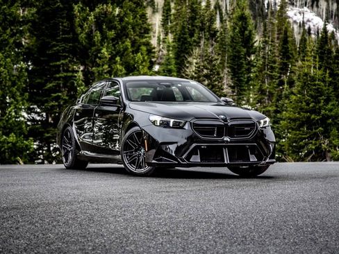 New 2026 BMW M5 w/ Carbon Package AWD/4WD image 9